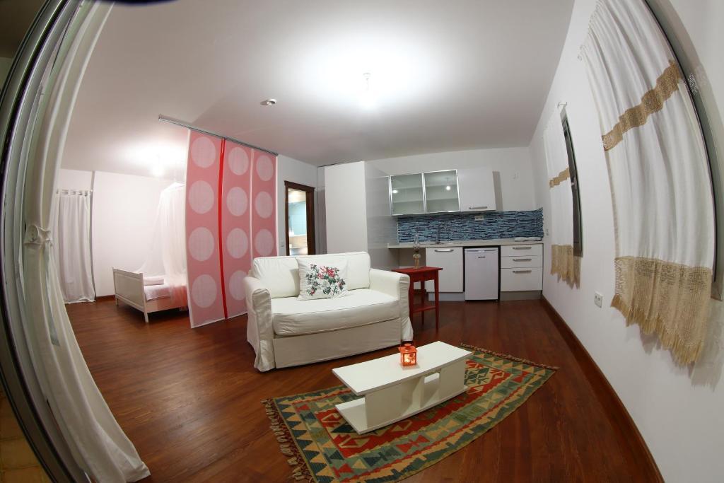 Reyhan Hotel Karaburun  Pokoj fotografie