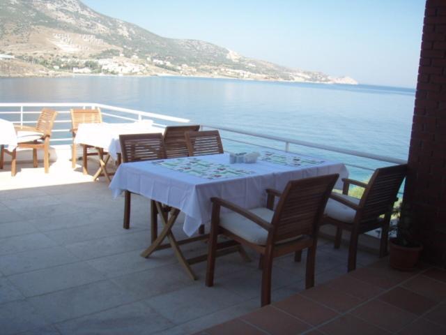 Reyhan Hotel Karaburun  Exteriér fotografie